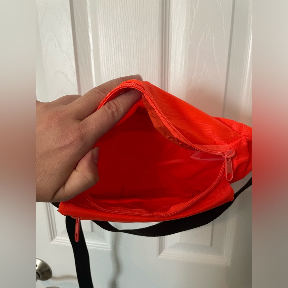 Vibrant Orange 80’s Style Waist Bag Fanny Pack - Picture 3 of 3